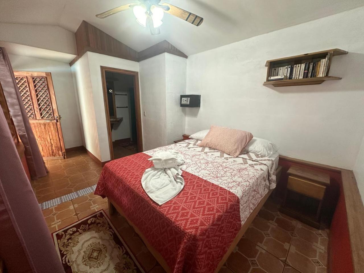 Hotel Don Quichotte 托尔图格罗 外观 照片
