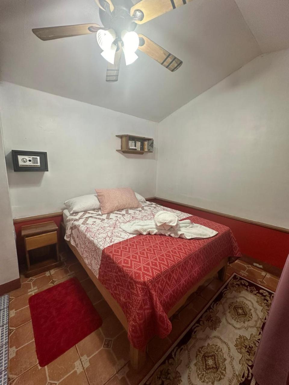Hotel Don Quichotte 托尔图格罗 外观 照片